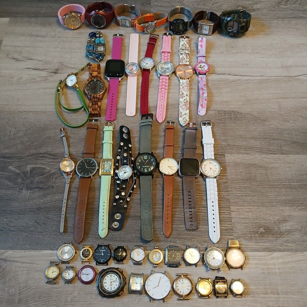 Huge Watch Lot of 40+ Mixed Brands Vintage & Modern Parts/Repair Untested-Box D4